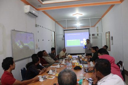 Fasilitasi  focus group discusion para pihak di tingkat kabupaten (Dinas dinas terkait, NGO dan Perguruan Tinggi) dalam perancangan Masterplan IAD PSDH Kabupaten Ketapang